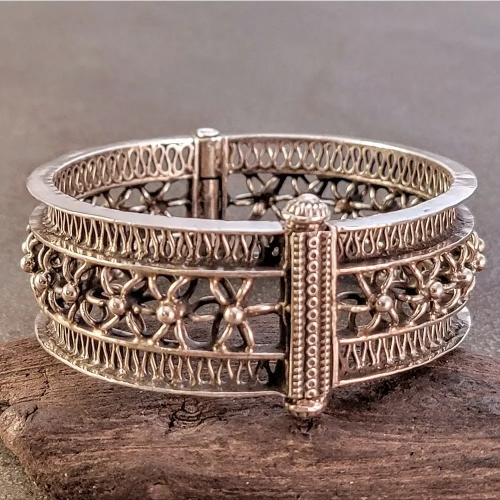 Sterling Vintage Wide Openwork Flower Hinge Bangle Bracelet